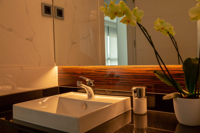 baño-reformado-valdebebas-4-scaled.jpg